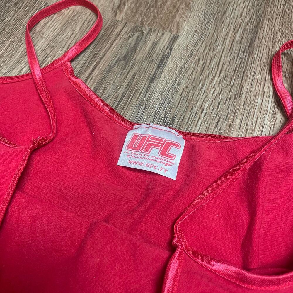ufc vintage 2000s y2k rare wrestling red naughty nice cropped tank top size med - Picture 3 of 5